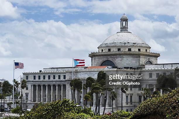 capitol building of puerto rico - ogphoto stockfoto's en -beelden