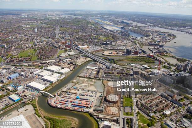 aerial photography view south-east of a13 and river lea, west ham, poplar. e14 e16, london uk. - club in upton park stock pictures, royalty-free photos & images