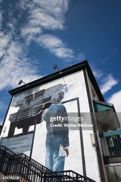 uk, northern ireland, exterior - derry northern ireland stock pictures, royalty-free photos & images