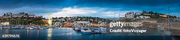 yachts moored in torquay harbour marina english riveria panorama devon - paignton imagens e fotografias de stock