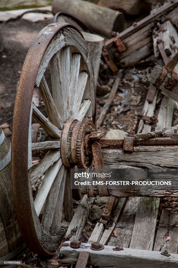 Wooden wheel - vintage