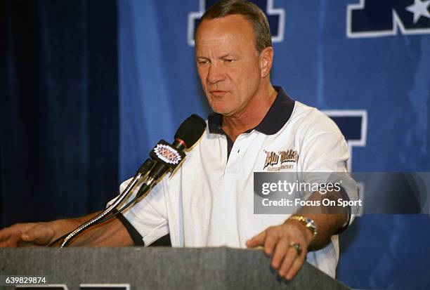 Head Coach Barry Switzer of the Dallas Cowboys talks at a press conference prior to playing the Pittsburgh Steelers in Super Bowl XXX on January 28,...