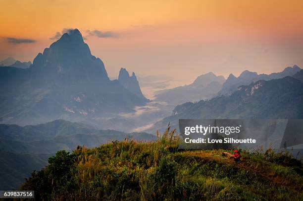 phou khoun in laos - laos stockfoto's en -beelden