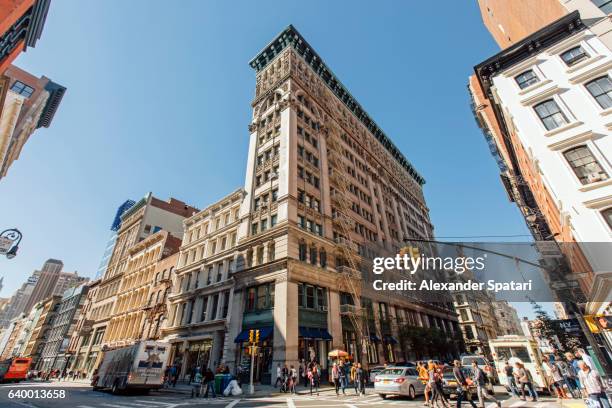 streets of soho, new york city, usa - tribeca imagens e fotografias de stock