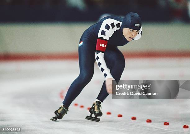 Yvonne van Gennip of the Netherlands skates in the Womens 3000m speed skating competition on 23 February 1988 during the XV Olympic Winter Games at...