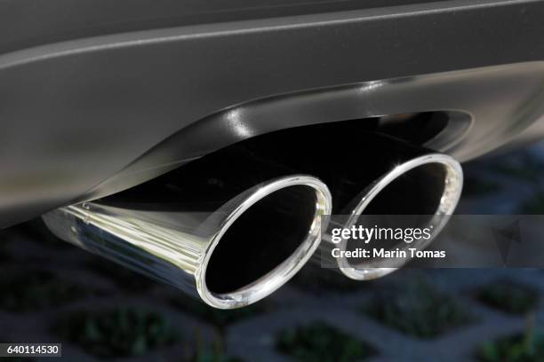 luxury car exaust - exhaust pipe stock pictures, royalty-free photos & images