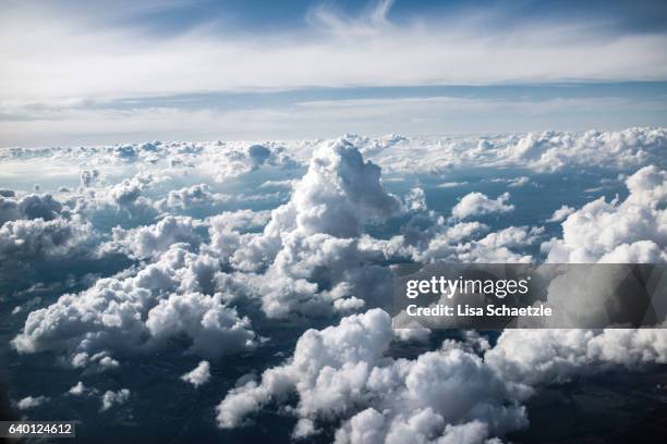 in the clouds - above clouds stock-fotos und bilder