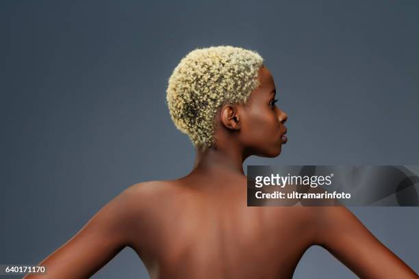 beauty portrait  fashion  beautiful african ethnicity  young women - back of womens heads stockfoto's en -beelden