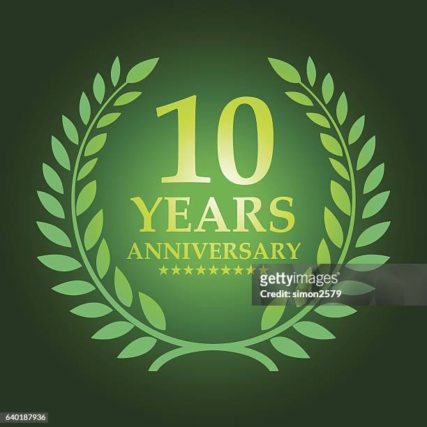 stockillustraties, clipart, cartoons en iconen met ten years anniversary emblem - 10 years