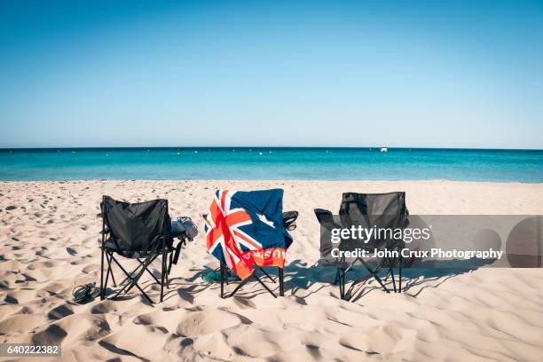 australia day beach - día de australia fotografías e imágenes de stock