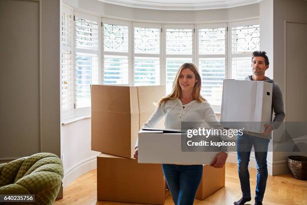 queste sono le ultime scatole! - home sweet home espressione inglese foto e immagini stock