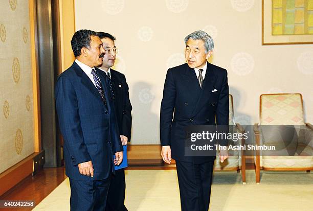 Yemen President Ali Abdullah Saleh and Emperor Akihito enter the room prior to their meeting at the Imperial Palace on March 15, 1999 in Tokyo, Japan.