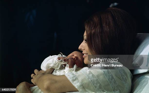 Italian actress Sophia Loren in the hospital for the birth of her first child, Carlo Ponti, Jr.