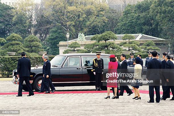 Grand Duke Jean of Luxembourg, Grand Duchess Josephine Charlotte of Luxembourg, Emperor Akihito and Empress Michiko leave for the Imperial Palace...