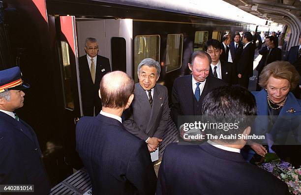 Grand Duke Jean, Grand Duchess Josephine Charlotte of Luxembourg and Emperor Akihito are seen off at JR Otsuki Station on April 8, 1999 in Otsuki,...