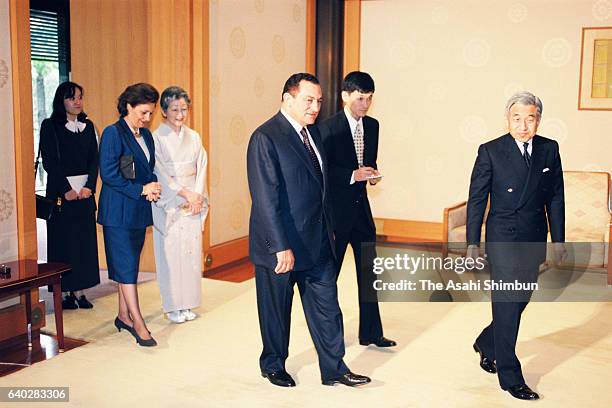 Egyptian President Hosni Mubarak and his wife Suzanne Mubarak are escorted by Emperor Akihito and Empress Michiko prior to their meeting at the...