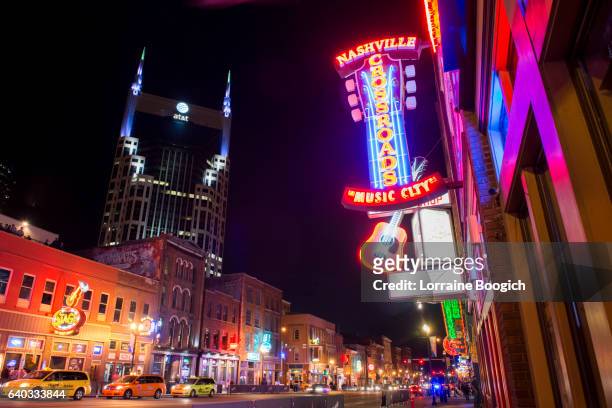 nashville night street scene music row tennessee travel destinations - nashville stock pictures, royalty-free photos & images