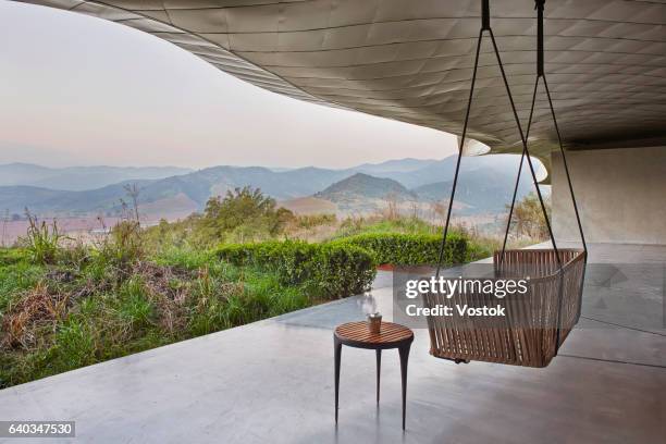 house terrace in the vineyards in chile - napa californië stockfoto's en -beelden