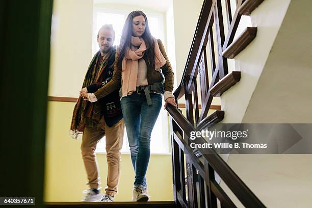 backpackers leaving apartment - backpacker apartment stock pictures, royalty-free photos & images