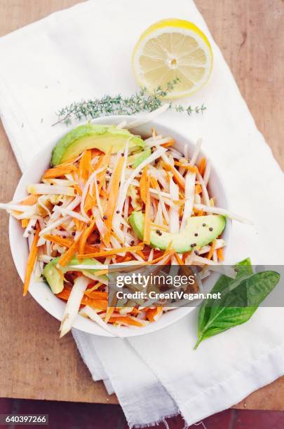 crunchy salad - crunchy salad stock pictures, royalty-free photos & images