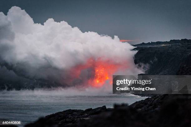 kamokuna ocean entry of hawaii volcanoes national park - lava stock pictures, royalty-free photos & images