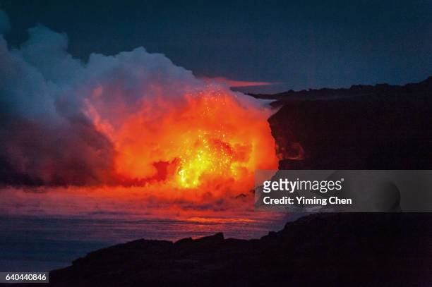 kamokuna ocean entry of hawaii volcanoes national park - big island volcano national park stock-fotos und bilder