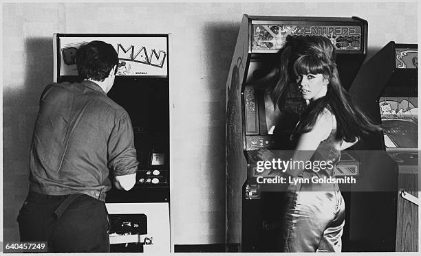 Kate Pierson of The B-52's Playing Video Games