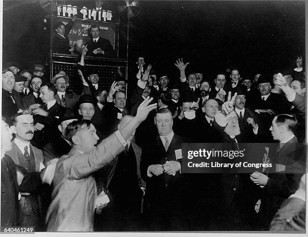 Bidding in Chicago Stock Exchange Wheat Pit