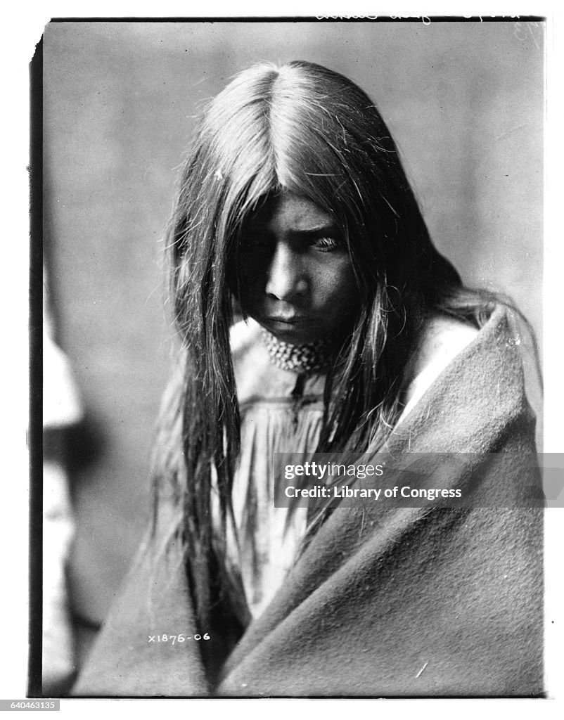 Zosh Clishn by Edward S. Curtis