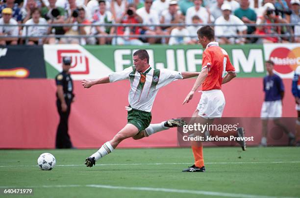 Roy Keane plays for Ireland in their round of sixteen match with the Netherlands in the 1994 World Cup. The Netherlands win the match 2-0