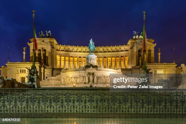 altare della patria (national monument to victor emmanuel ii) in the night, rome, italy - altare della patria stock pictures, royalty-free photos & images