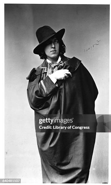 Oscar Wilde. Photograph taken by Napoleon Sarony.