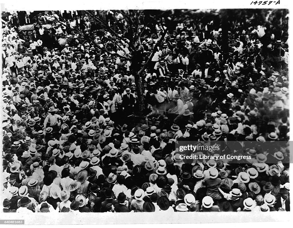 Large crowd watching the lynching of Jesse Washington, 18-year old. Negro, in Waco, Tex. May 15, 1916. Photo NAACP Coll. Lot 10642-4