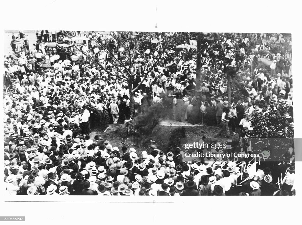 Crowd Surrounding Burning Body of a Lynched African American