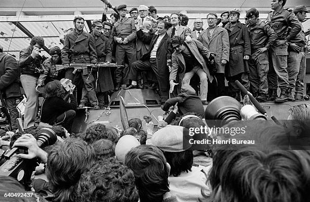 Leader Alvaro Cunhal gives a speech during the May 1st demonstration, following the April 25 coup d'etat which overthrew the Salazar dictatorship,...