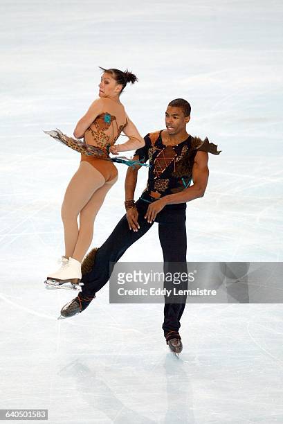 17th Ice Skating Lalique Trophy. Pairs Competition. Free program. Marylin Pla and Yannick Bonheur . 17e Trophee Lalique de Patinage Artistique....