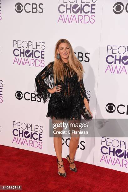 Actress Blake Lively attends the People's Choice Awards 2017 at Microsoft Theater on January 18, 2017 in Los Angeles, California.