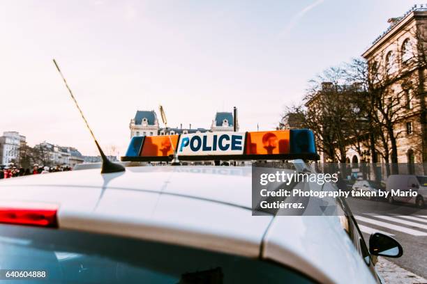 police car - paris france bildbanksfoton och bilder