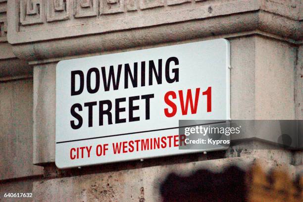 uk, great britain, england, london, whitehall, view of downing street sign - downing street sign stock pictures, royalty-free photos & images