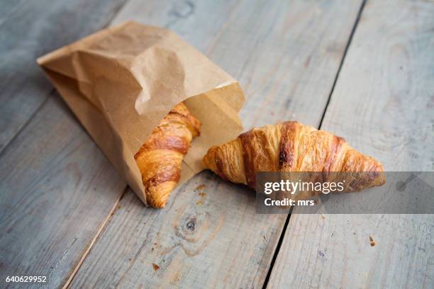 croissant - croissant stock-fotos und bilder