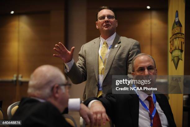 Mike Racic Mike Racy Photos and Premium High Res Pictures - Getty Images