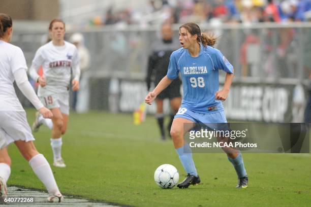 Tobin Heath of the University of North Carolina looks for options against Stanford University during the Division I Women's Soccer Championship held...