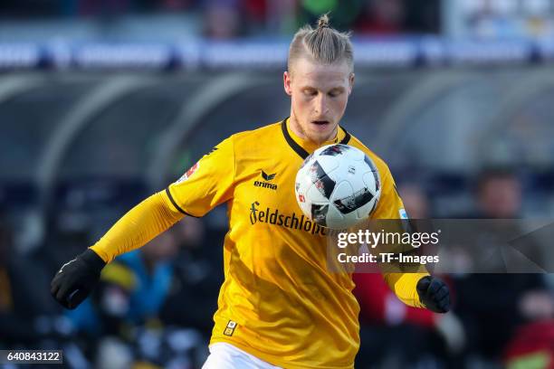 Marvin Stefaniak of Dynamo Dresden in action during the Second Bundesliga match between 1. FC Nuernberg and SG Dynamo Dresden at Arena Nuernberg on...