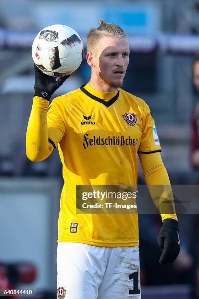 Marvin Stefaniak of Dynamo Dresden in action during the Second Bundesliga match between 1. FC Nuernberg and SG Dynamo Dresden at Arena Nuernberg on...