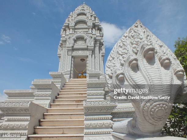 cambodia phnom pen royal palace - silver pagoda stock pictures, royalty-free photos & images