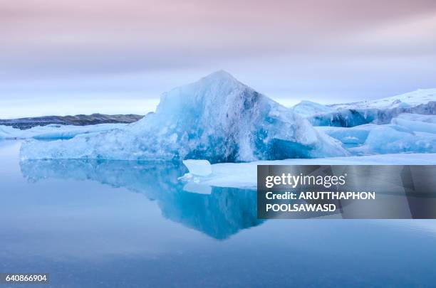 iceland , jokulsarlon glacier lagoon. - arctic stock pictures, royalty-free photos & images