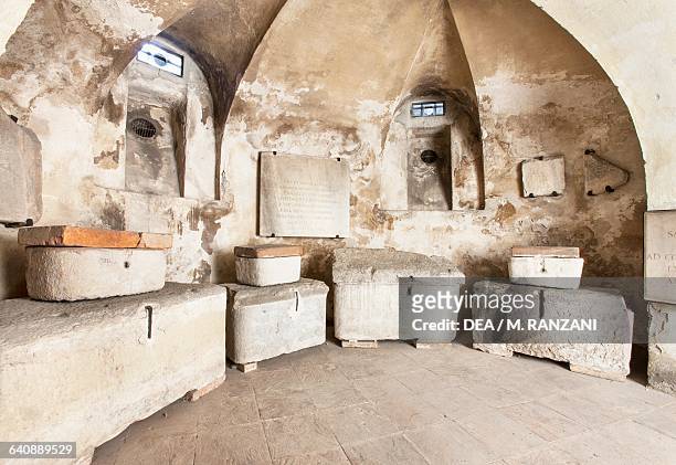 Crypt in the Sacellum of St Victor of the Golden Sky, Basilica of Sant'Ambrogio, Milan, Lombardy. Italy, 4th century.