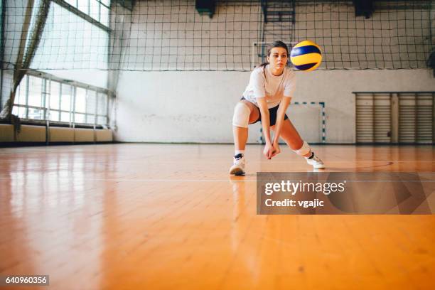 women in sport - volleyball - volleyball player stock pictures, royalty-free photos & images