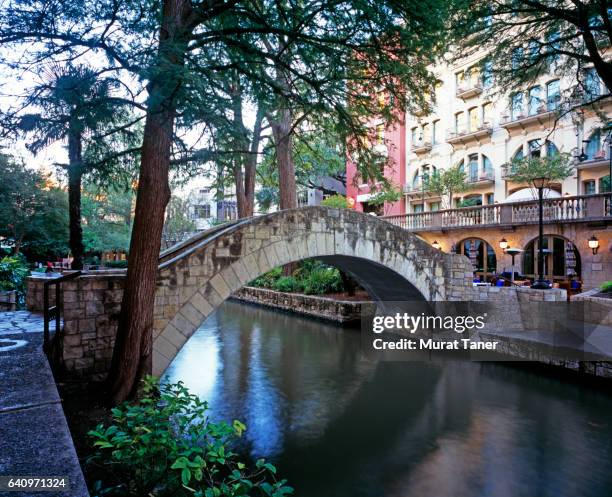 stone bridge at san antonio river walk - san antonio river walk bridge stock pictures, royalty-free photos & images