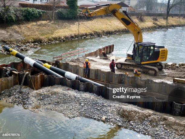 Pipeworks River Trenching And Excavation Construction Photos and Premium High Res ...
